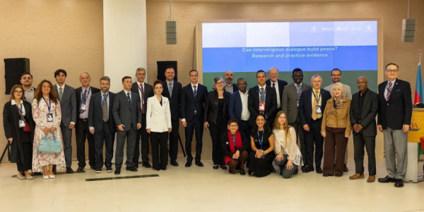 “Dinlərarası anlaşma üzrə UNESCO-UNITWIN Şəbəkəsinin Akademik Forumu” çərçivəsində panel sessiyaları keçirilib