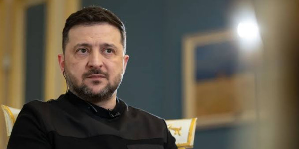 Zelenski: Biz rusları ABŞ-dən daha yaxşı anlayırıq