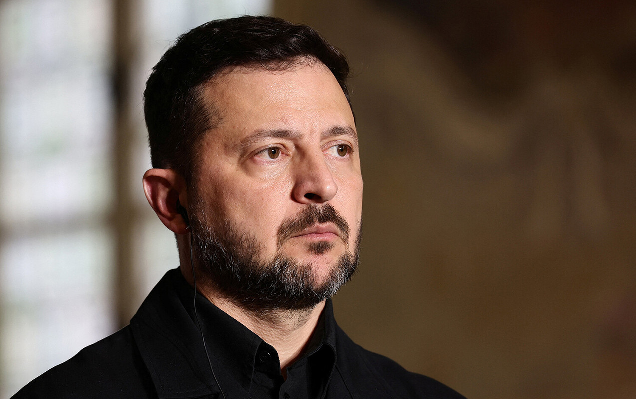 Zelenski: “Starlink” yenidən tam sürətlə işləyir