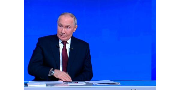 “The Guardian”: Avropa Putinlə danışıqlar aparmaq üçün vahid nümayəndə seçə bilmir