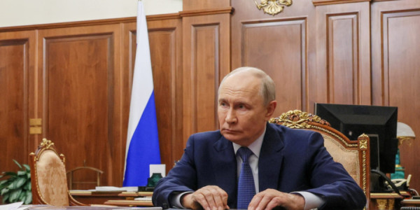 Putin: Fələstin problemi diqqətdən kənarda qalmamalıdır