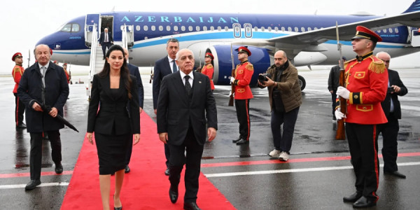 Əli Əsədov Gürcüstanda işgüzar səfərdədir