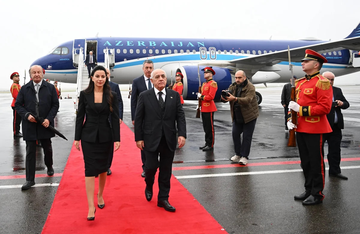Əli Əsədov Gürcüstanda işgüzar səfərdədir