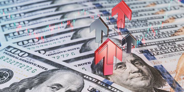 Ölkəyə daxil olan pul baratlarının fərqi 830 milyon dolları ötüb