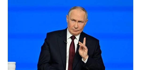 Putin: Fələstin məsələsi yalnız iki dövlət prinsipi əsasında həll oluna bilər