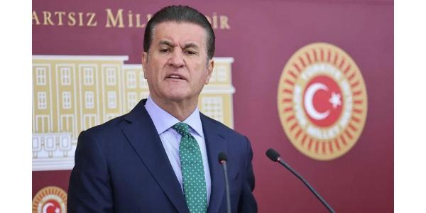 İntim videoları ilə gündəmə gələn türkiyəli deputat istefa verib