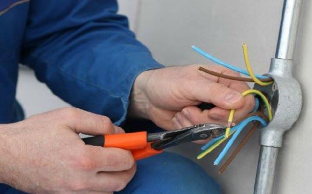 Gəncədə 68 yaşlı kişini elektrik cərəyanı vuraraq öldürdü